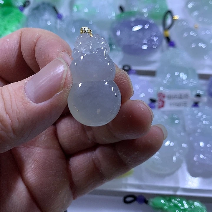 翡翠18K金镶嵌颈饰天然翡翠A货吊坠