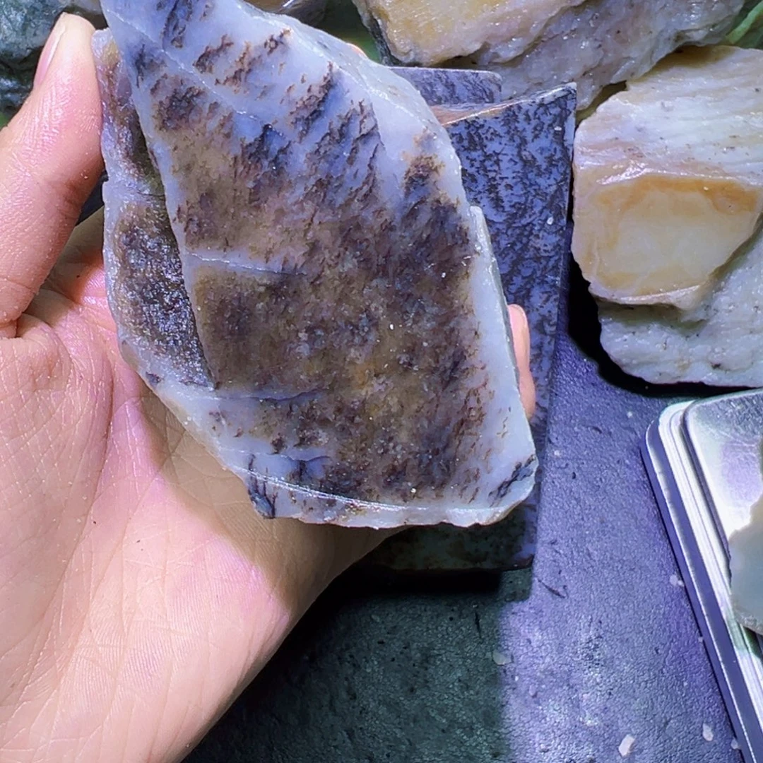 和田玉（糖玉）未镶嵌珠宝半成品