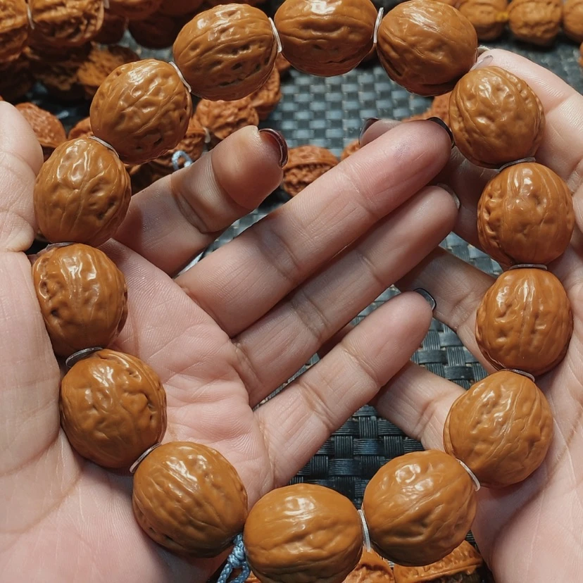 【闪购商品】文玩核桃吊坠光头大枣