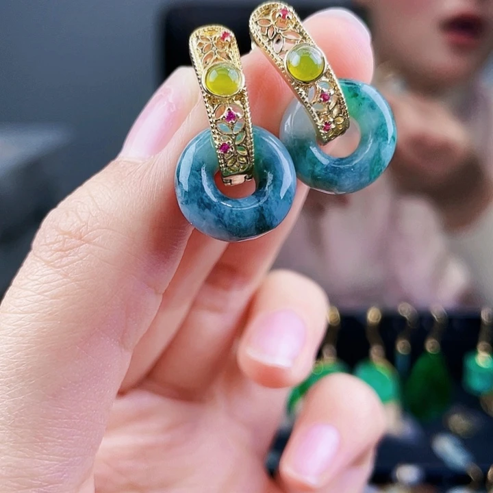 翡翠耳饰未镶嵌饰品