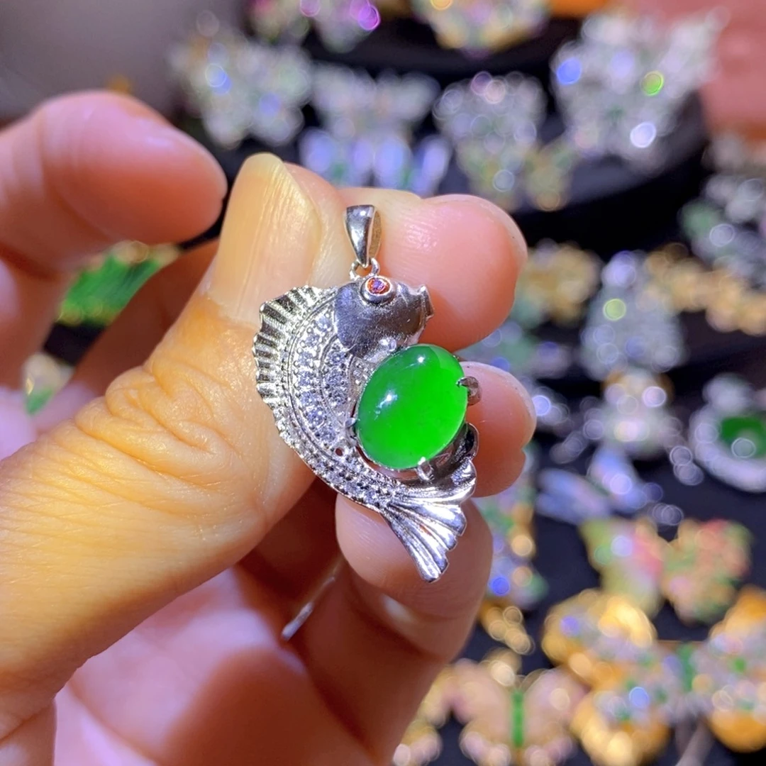 翡翠银S925镶嵌项圈天然翡翠