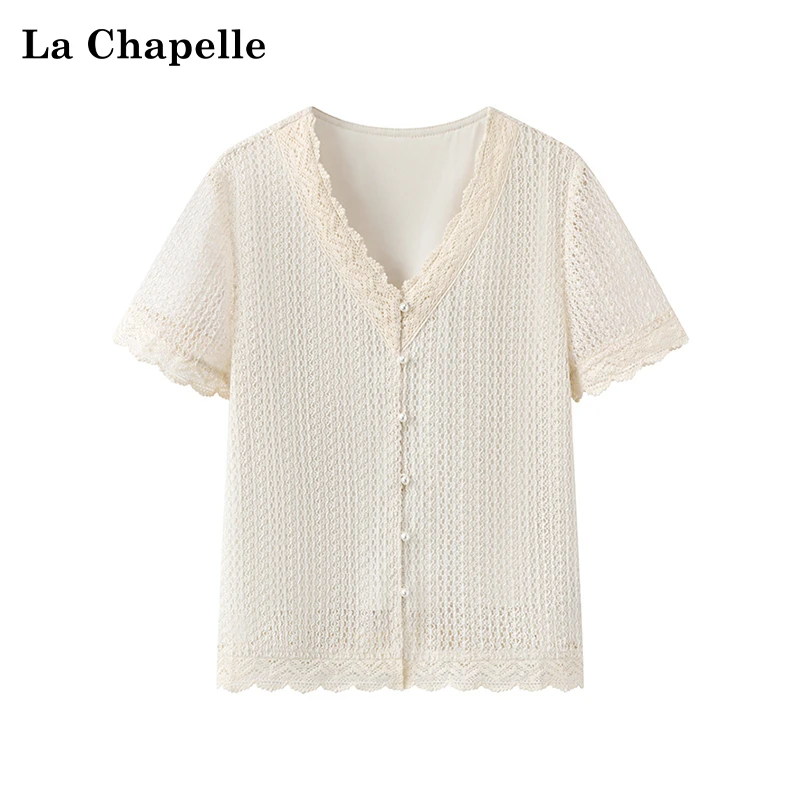 拉夏贝尔V领蕾丝花边珍珠扣短袖小衫女法式温柔气质通勤衬衫夏装