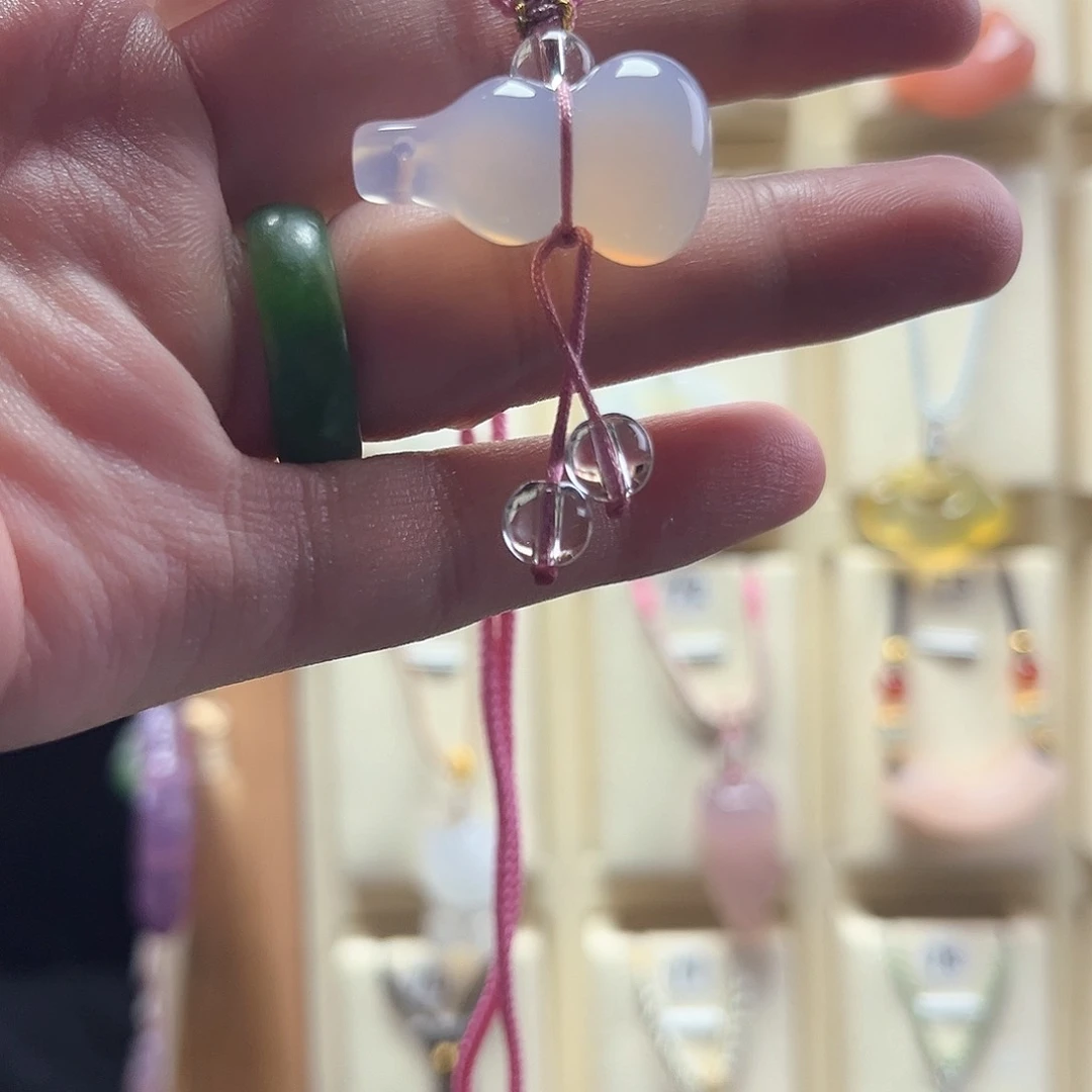 玛瑙/玉髓吊坠(赠链)未镶嵌