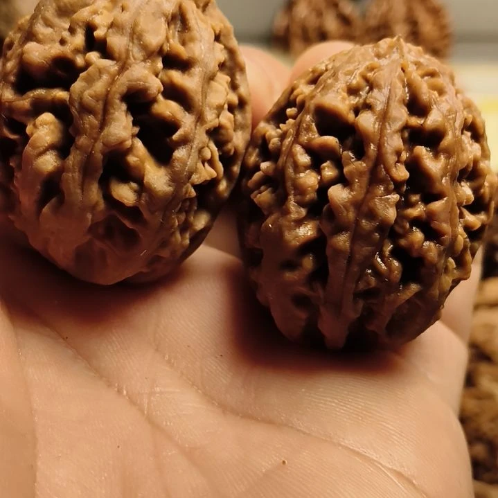 财***爷文玩核桃吊坠大楸核桃4