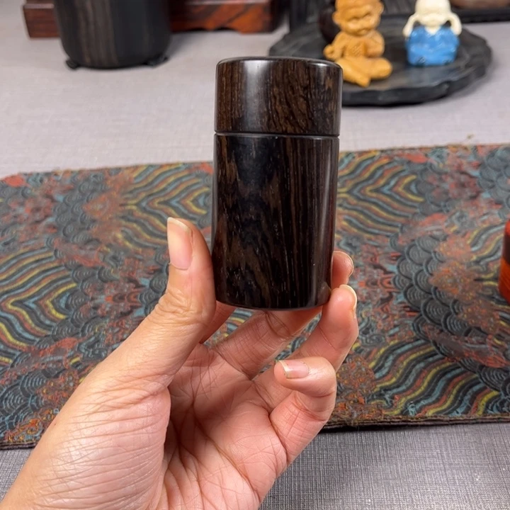 贡木紫光檀收纳罐