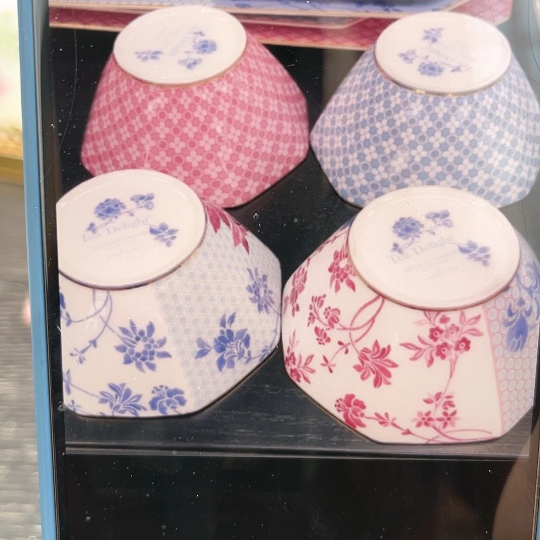 骨瓷饭碗4个//////：：：