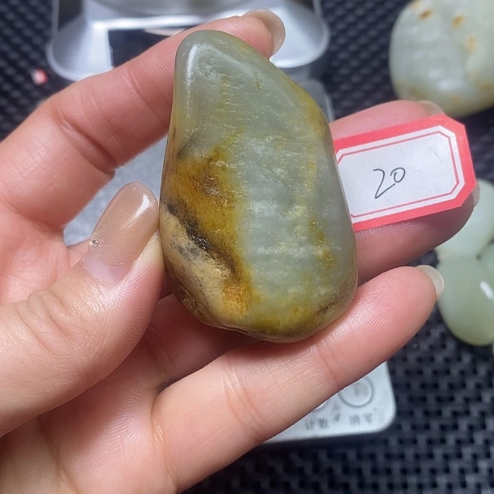 和田玉未镶嵌珠宝奇石20