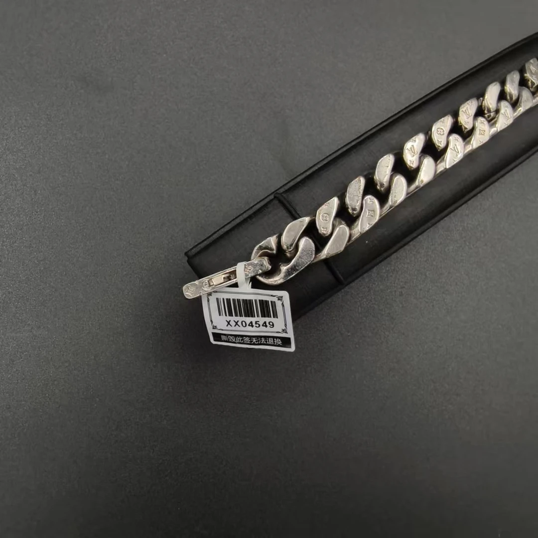 90新 LouisVuitton/路易威登 jp1107 古巴手链 19cm