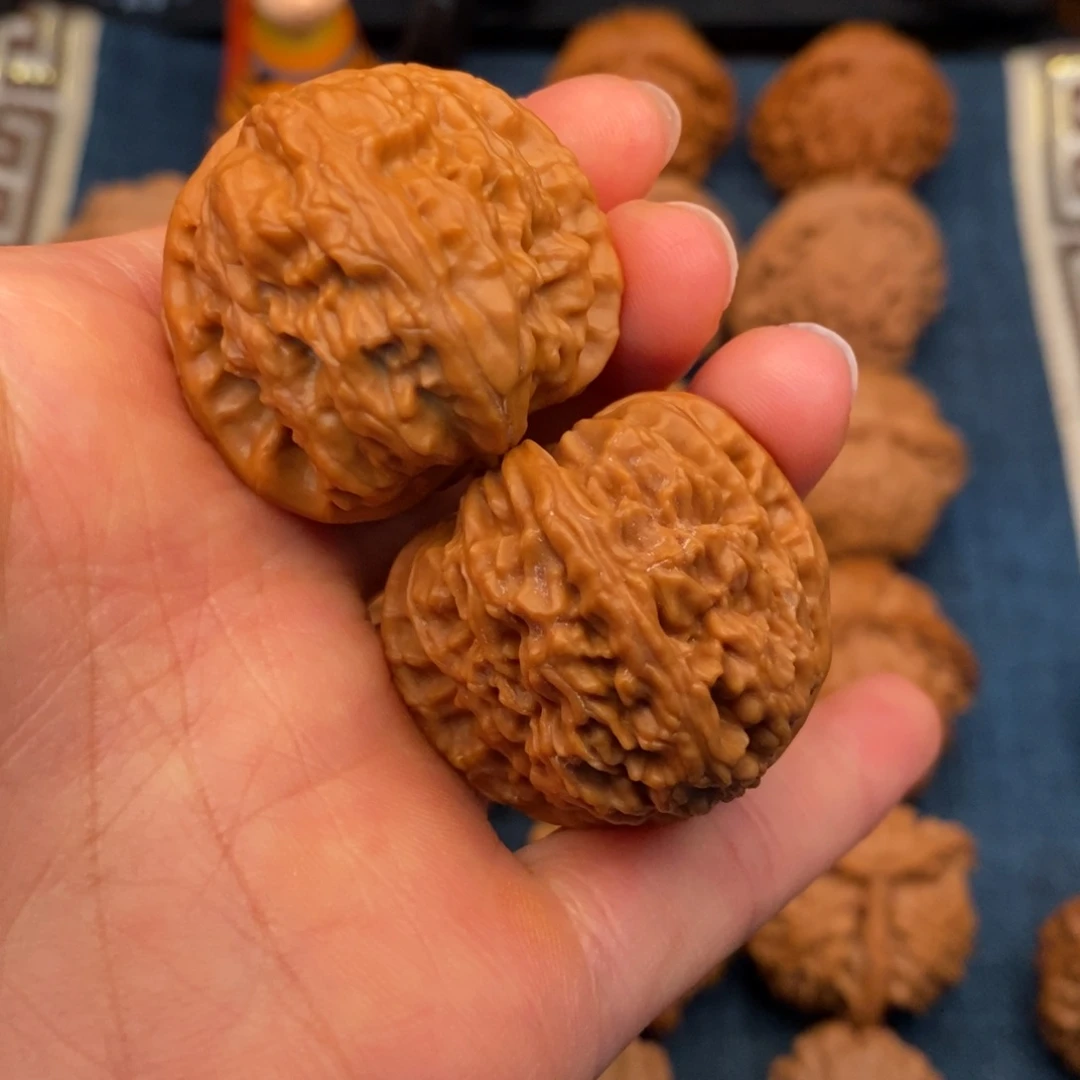 把件文玩核桃35三角白