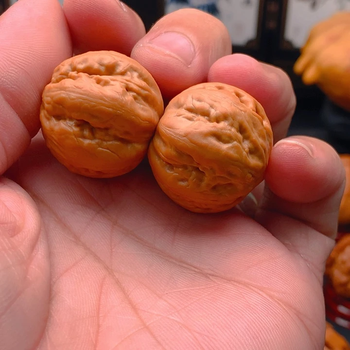 桃核把件野生小手捻