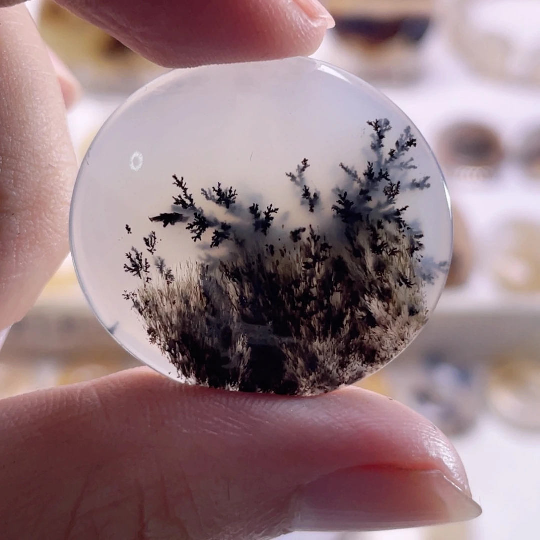 玛瑙/玉髓未镶嵌珠宝奇石