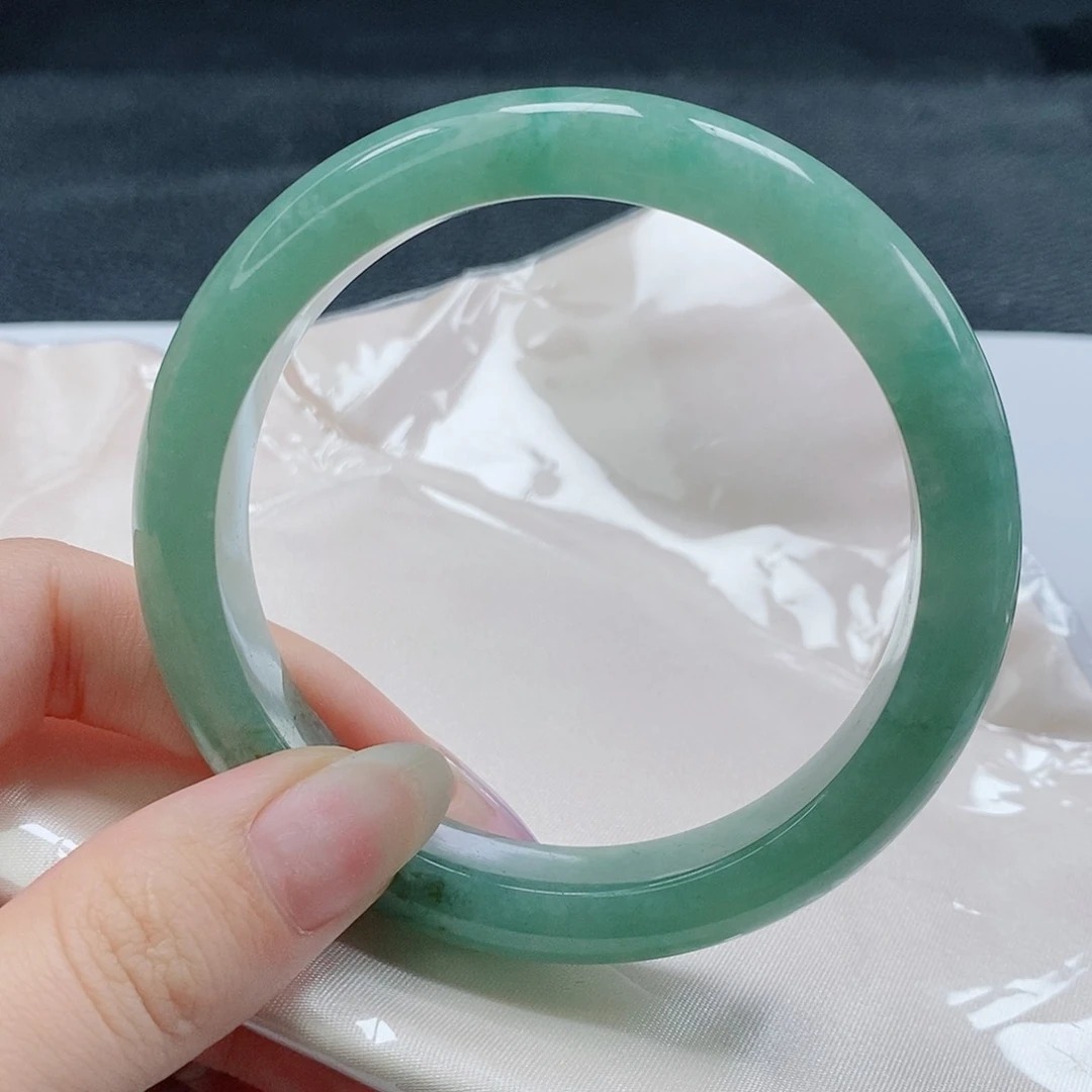 【闪购商品】未镶嵌手镯翡翠520号