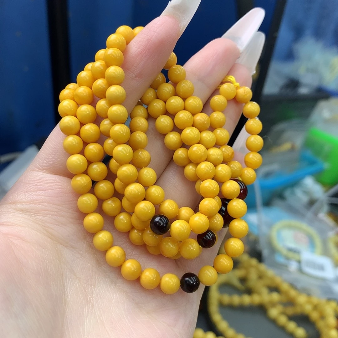 蜜蜡未镶嵌珠宝奇石