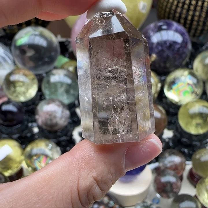 水晶未镶嵌摆件d683