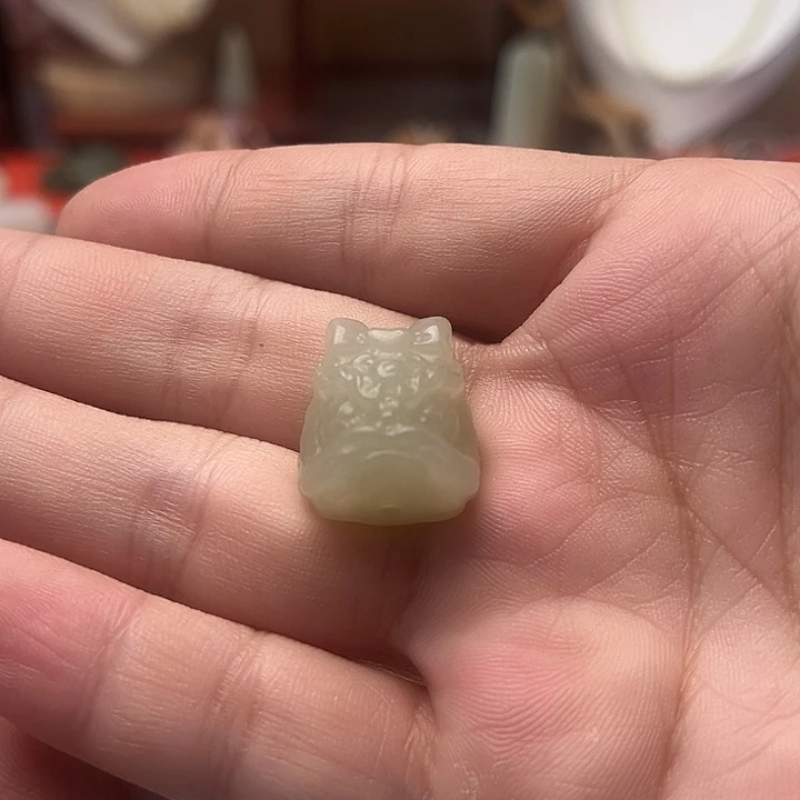颈饰未镶嵌和田玉醒狮吊坠