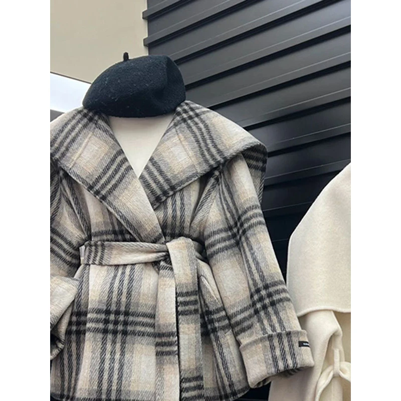 2025新款韩系小香风收腰呢子大衣高级感名媛气质格纹毛呢外套女冬