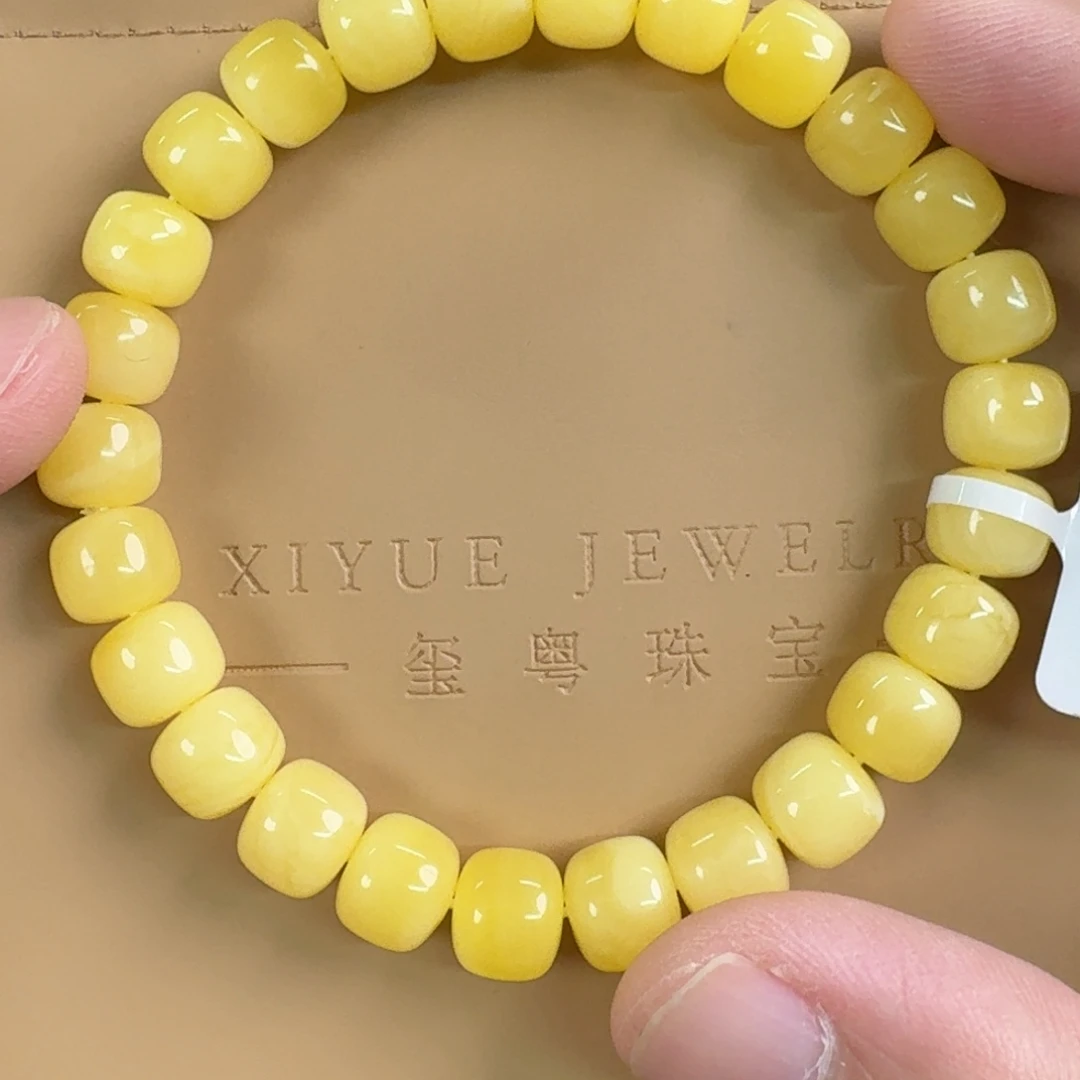 琥珀未镶嵌裸石113000080