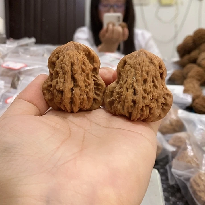 文玩核桃吊坠葫芦