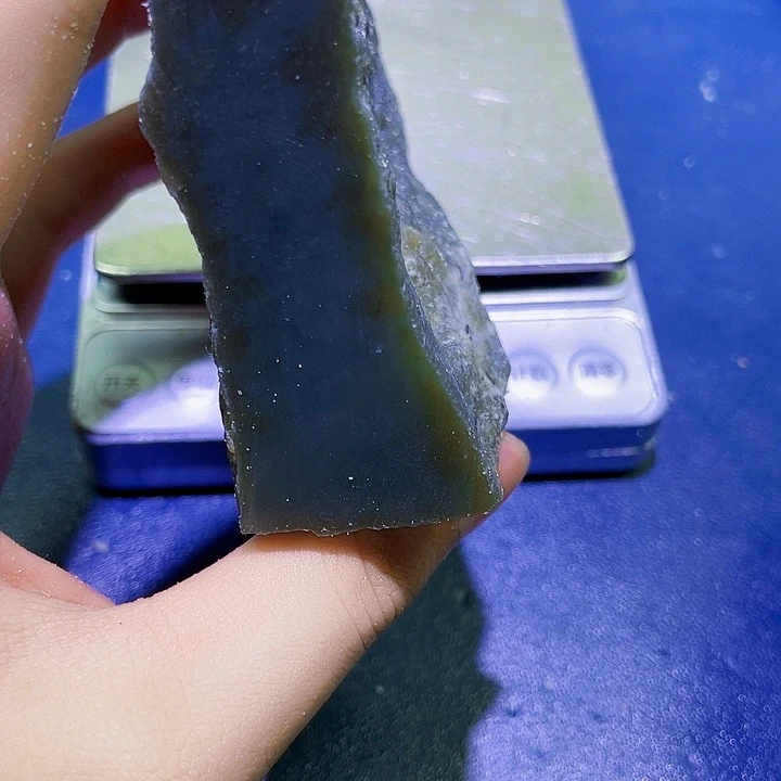 未镶嵌和田玉（糖玉）珠宝半成品