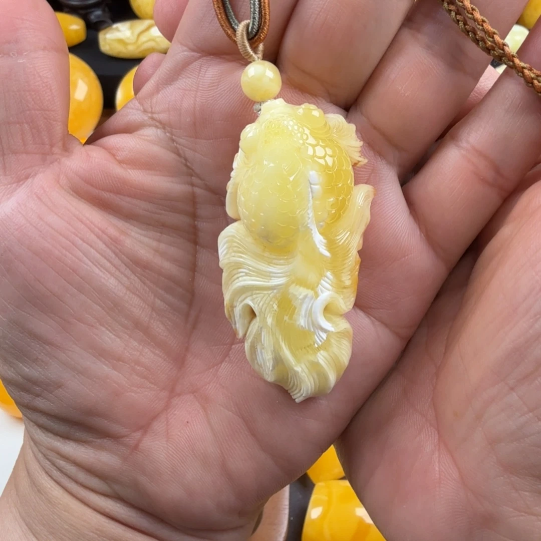 琥珀未镶嵌颈饰纯天然琥珀蜜蜡