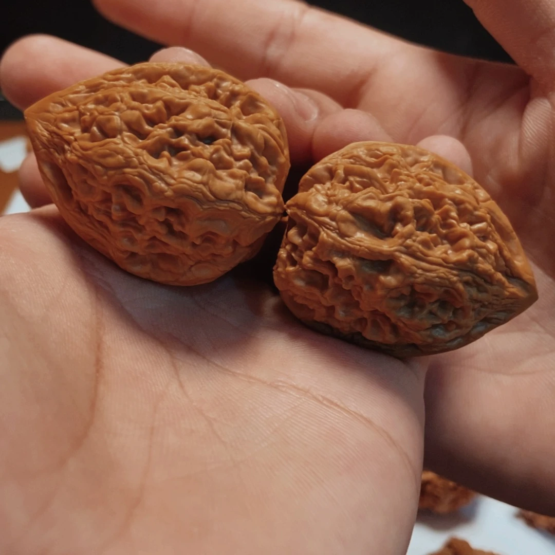 文玩核桃吊坠37大沽石。2