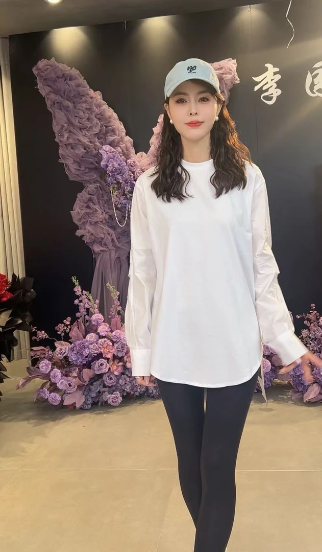 李园家2号店-1068马吉拉简约百搭打底T恤