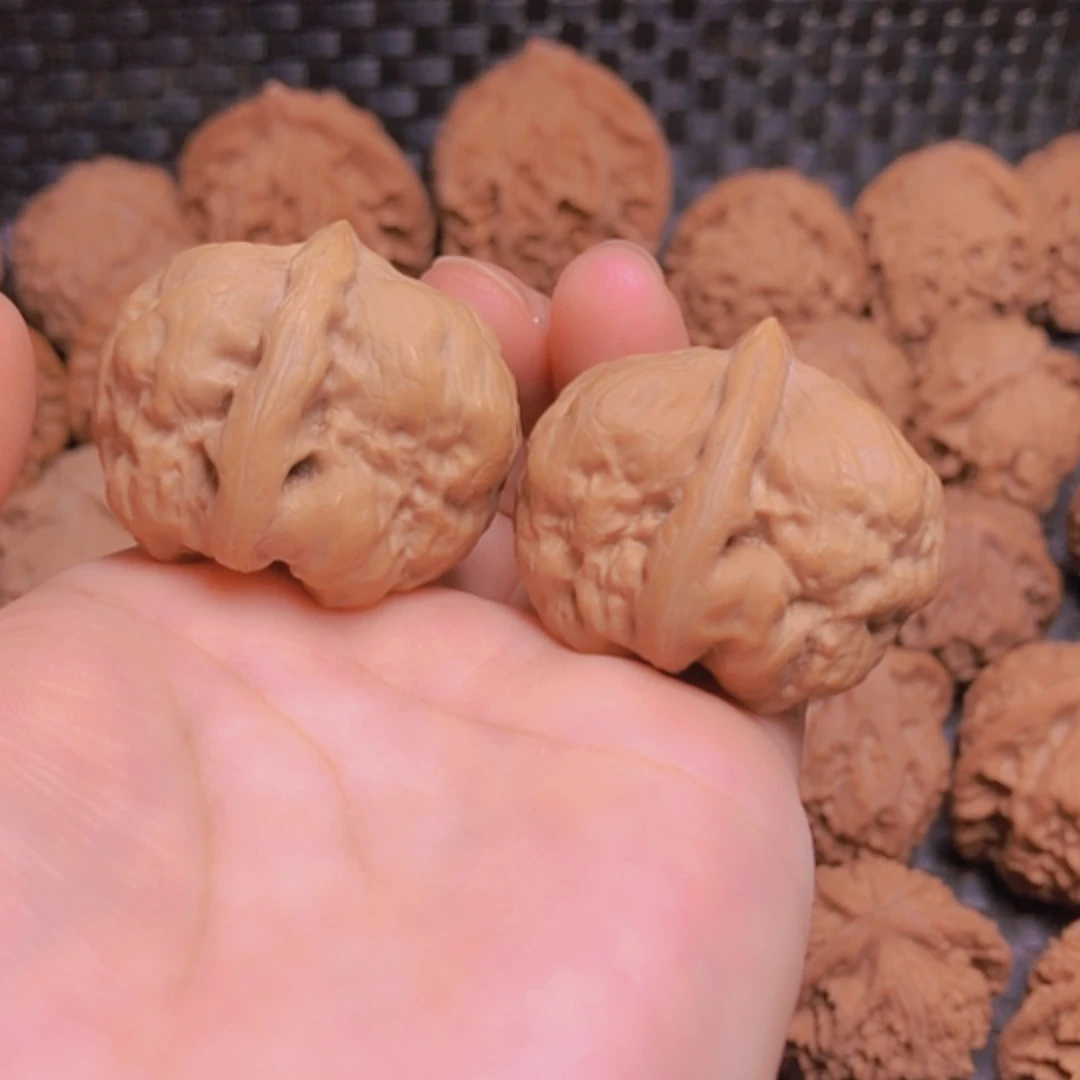 【闪购商品】把件核桃新果37古蟾有修