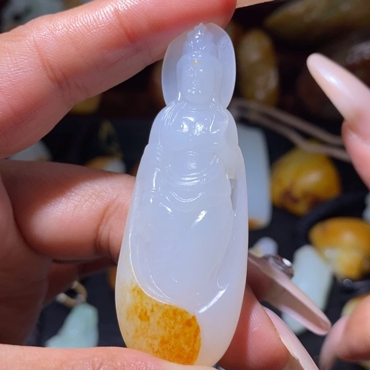 未镶嵌和田玉车挂