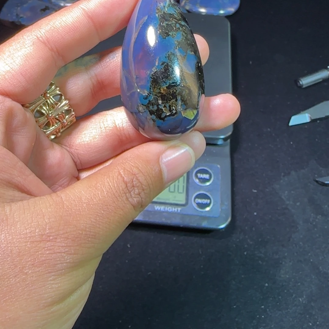 琥珀未镶嵌裸石琥珀