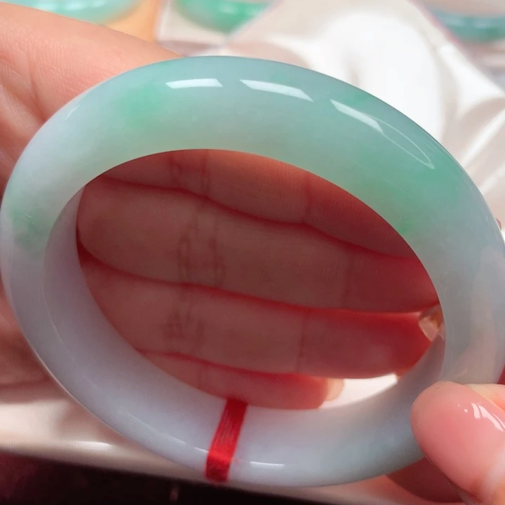 翡翠手镯未镶嵌冰胶阳绿44