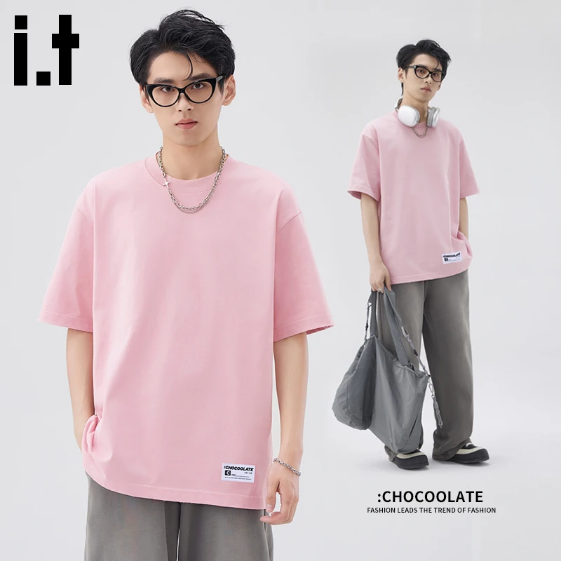 i.t:CHOCOOLATE粉色男t恤2025夏季新款潮牌上衣宽松百搭简约短袖
