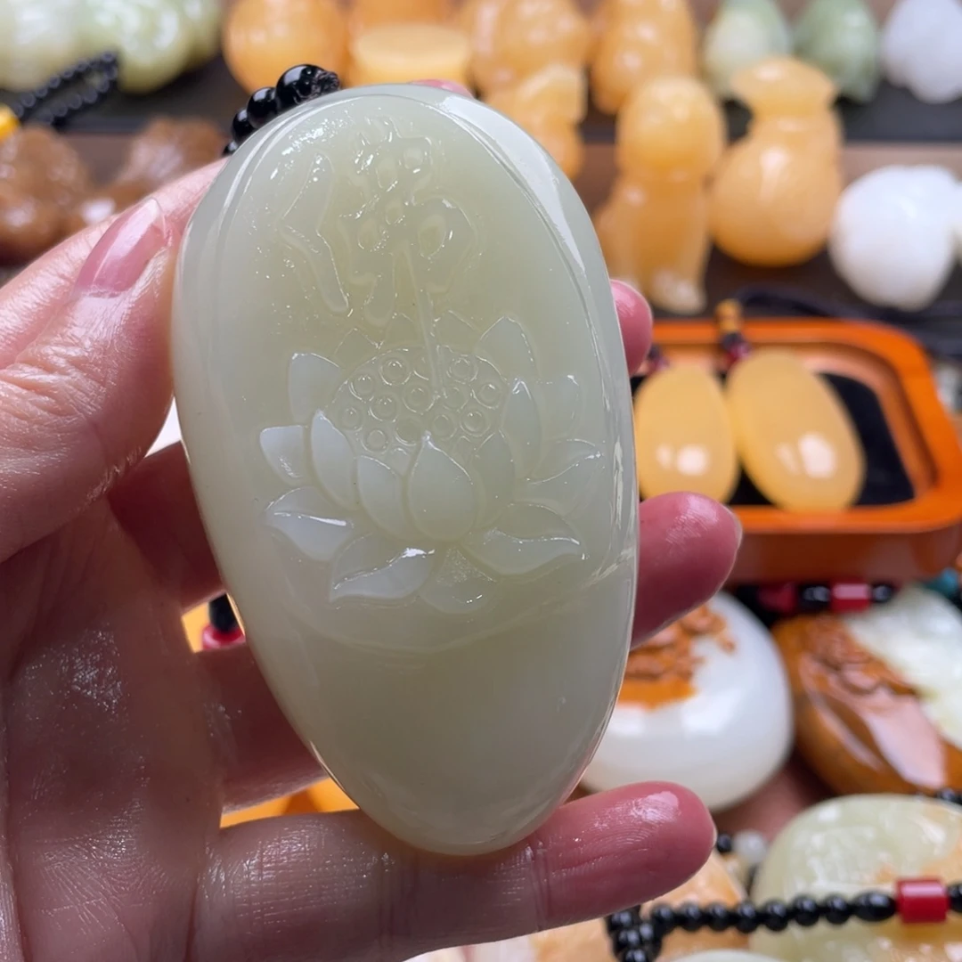 红***王石材天然古青石手把件