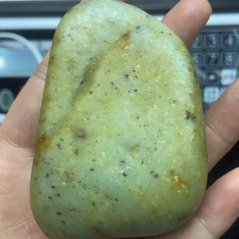 和田玉（糖玉）未镶嵌挂件