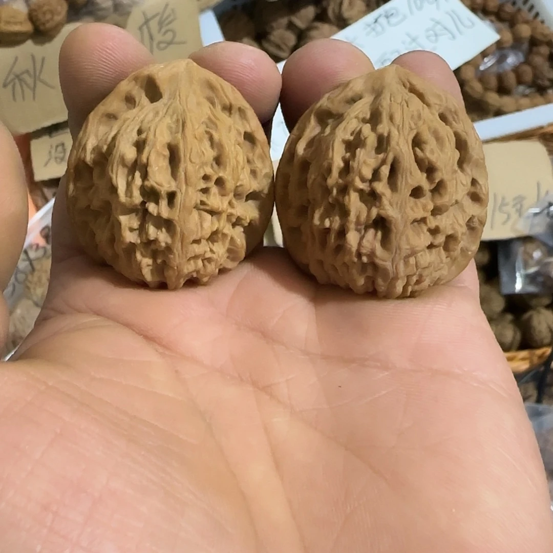 文玩核桃把件37-37-38全品逐鹿南疆