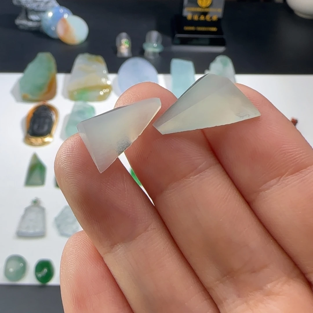 定制翡翠未镶嵌材料