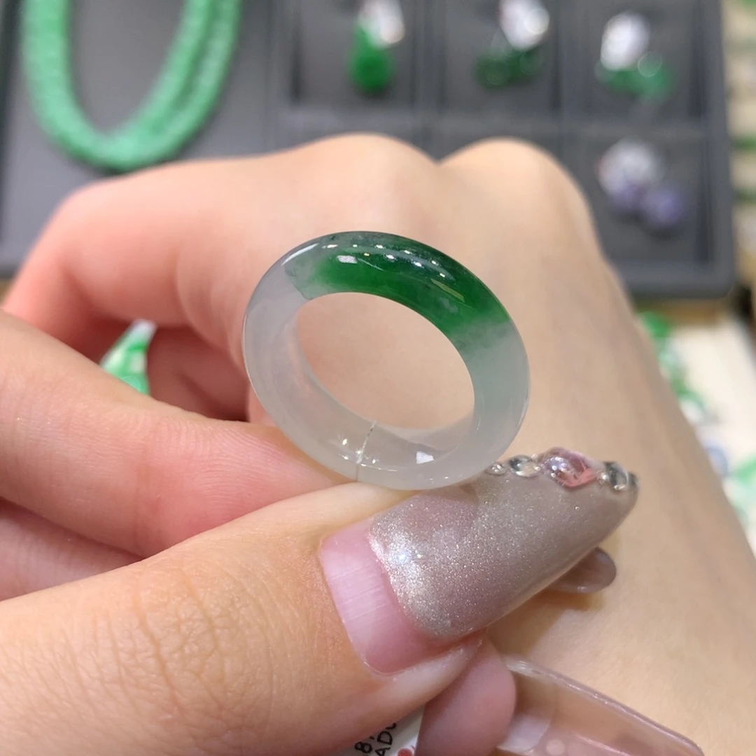 翡翠戒指未镶嵌9-10辣色
