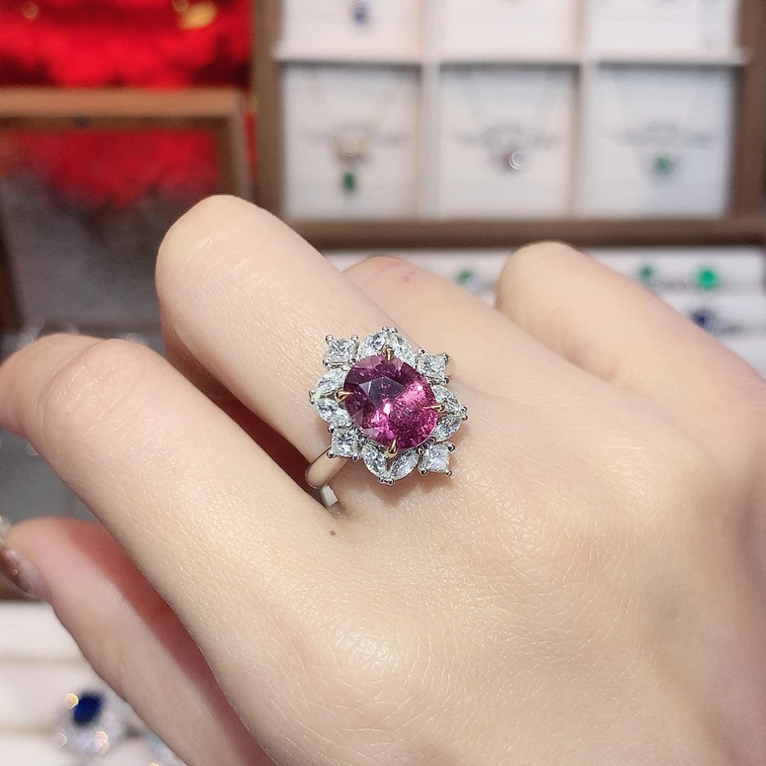 18K金镶嵌彩色蓝宝石戒指3.54ct/天然宝石/七天无理由