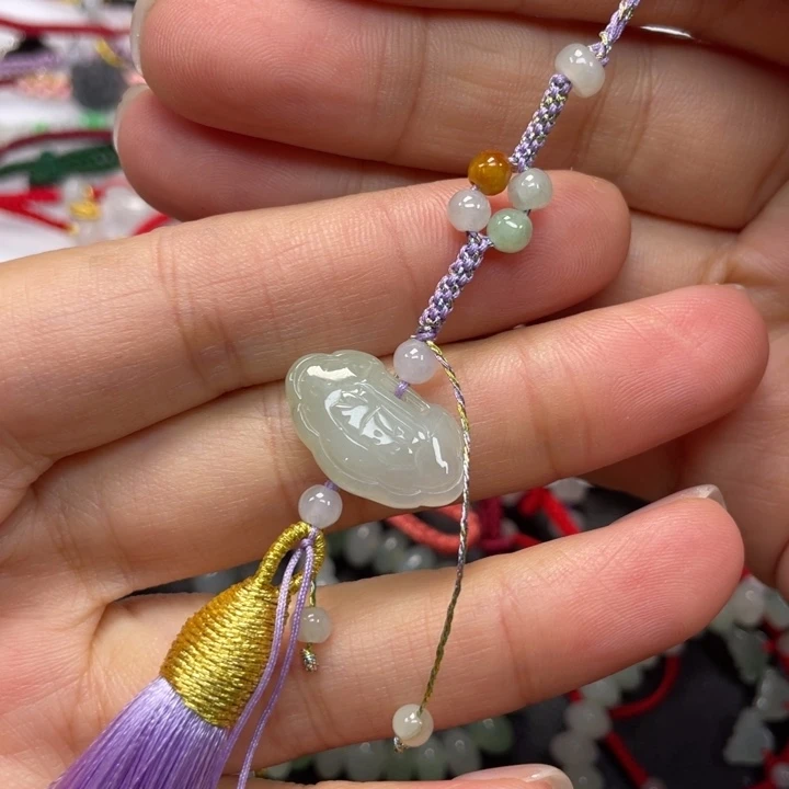 翡翠未镶嵌手绳79999000