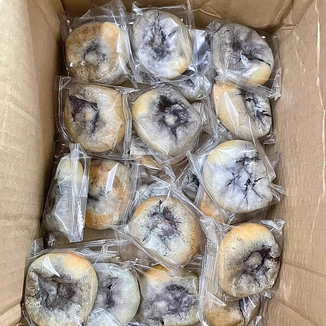 姥茶胡同黑米饼黑米糕紫米饼黑米丑饼薄皮黑米馅饼糯叽叽老式糕点