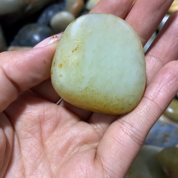 未镶嵌和田玉（糖玉）挂件