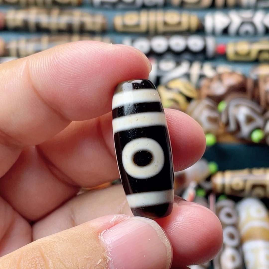 玛瑙/玉髓未镶嵌颈饰行运朱砂两眼