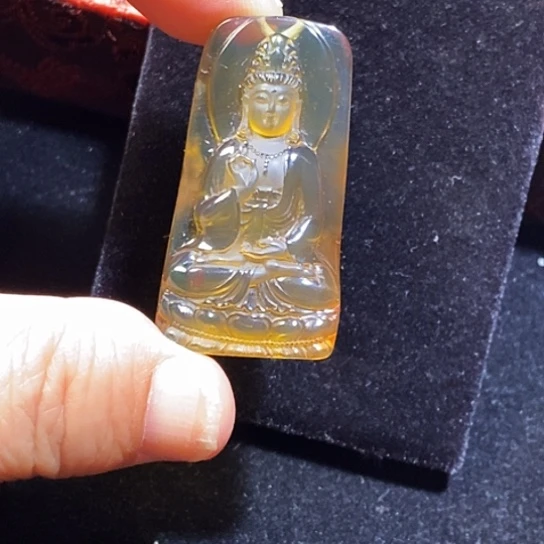 琥珀未镶嵌琥珀画小观音