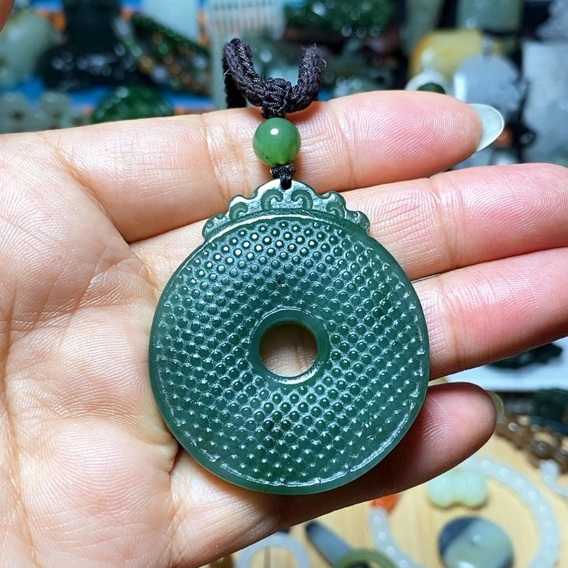 【闪购商品】颈饰未镶嵌和田玉