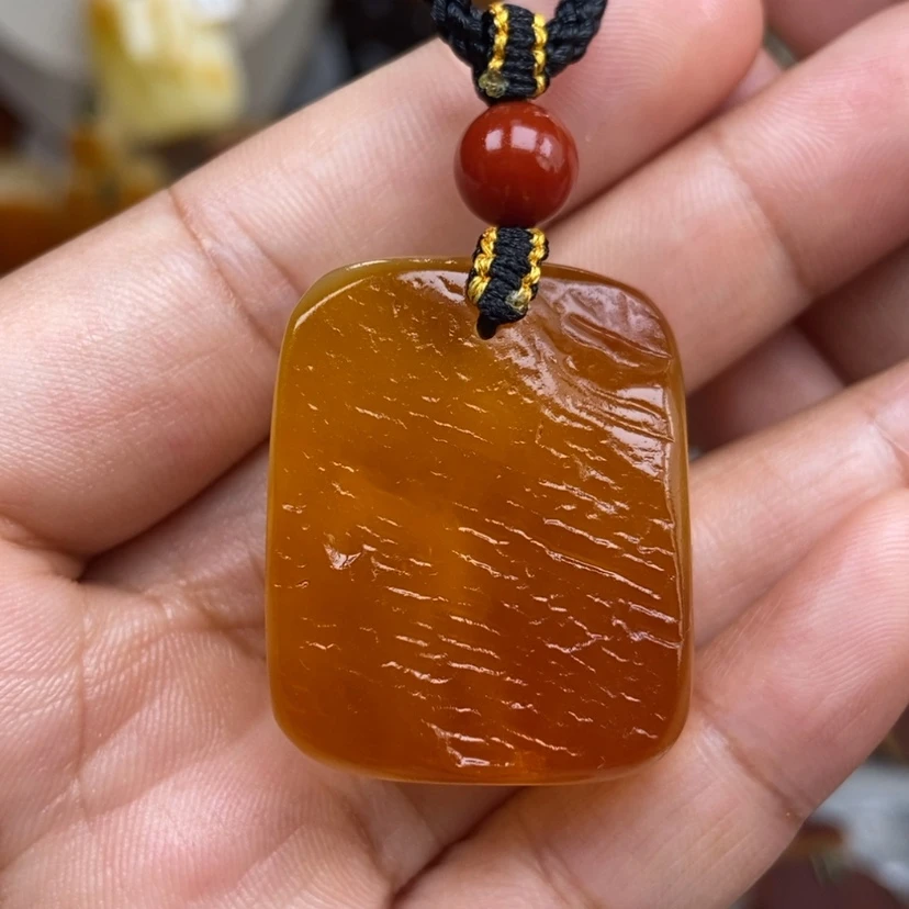 【闪购商品】琥珀颈饰未镶嵌