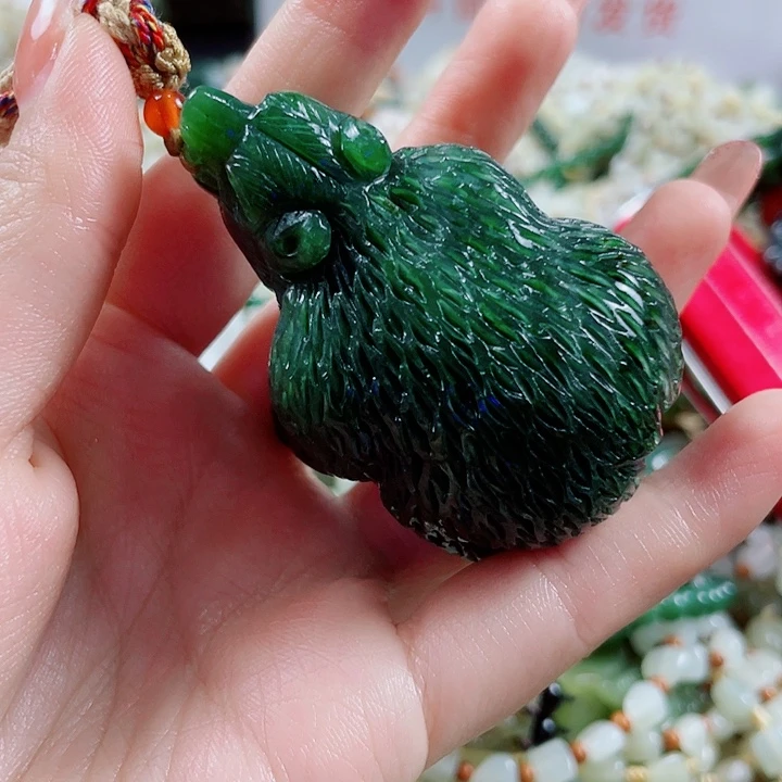 颈饰未镶嵌和田玉