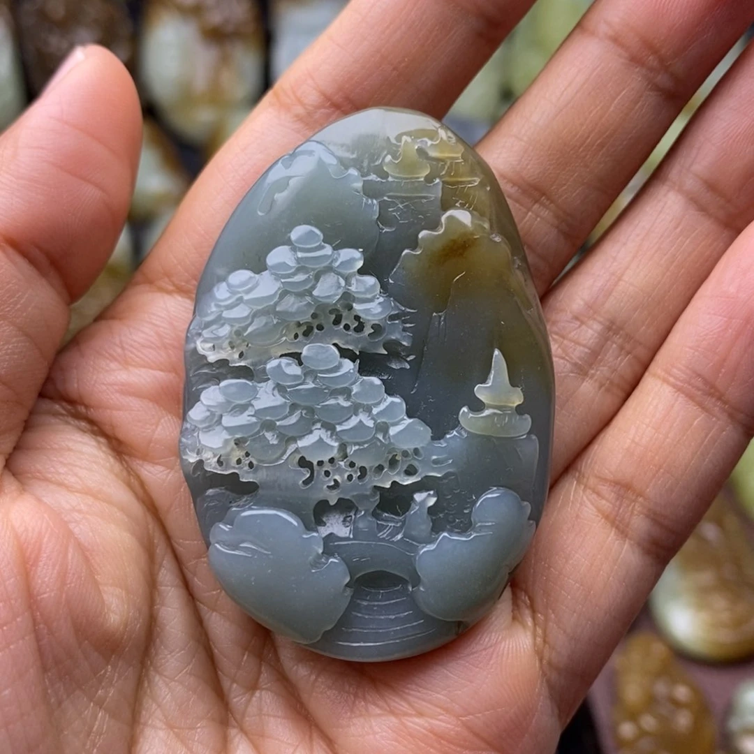 项链未镶嵌和田玉（糖玉）