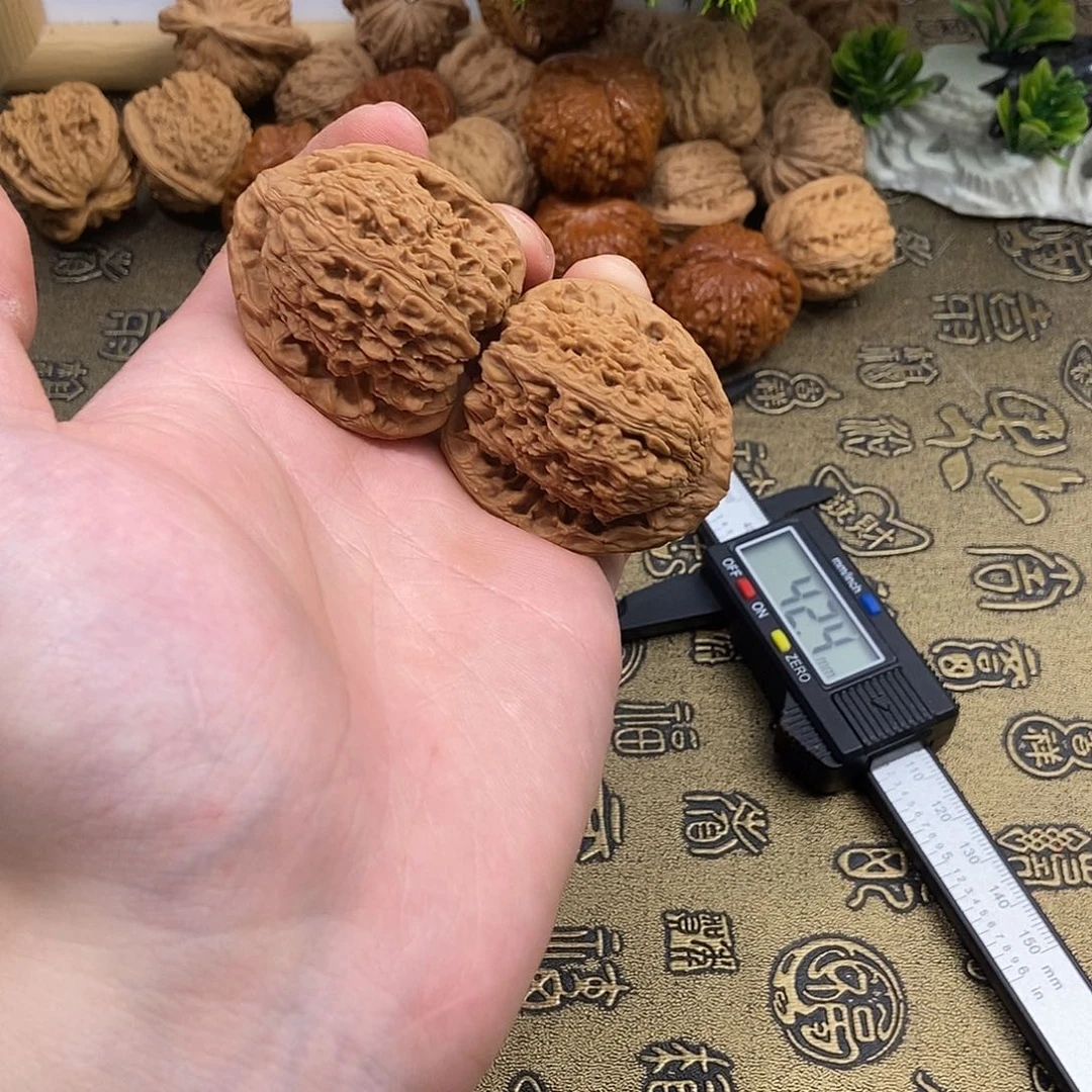 核桃高炮疆六面精配编号743边41高42肚38毕业对拉丝蚂蚁纹