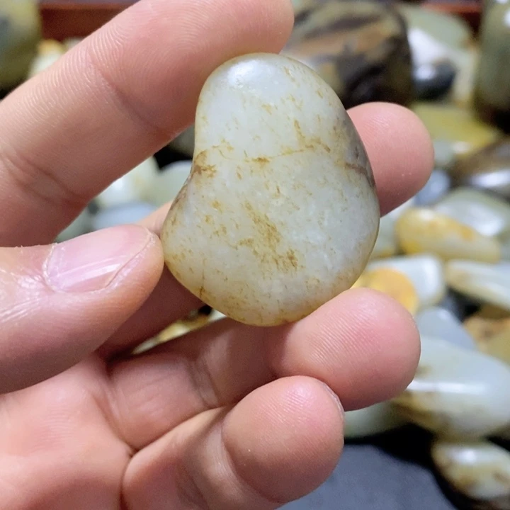 未镶嵌和田玉珠宝奇石