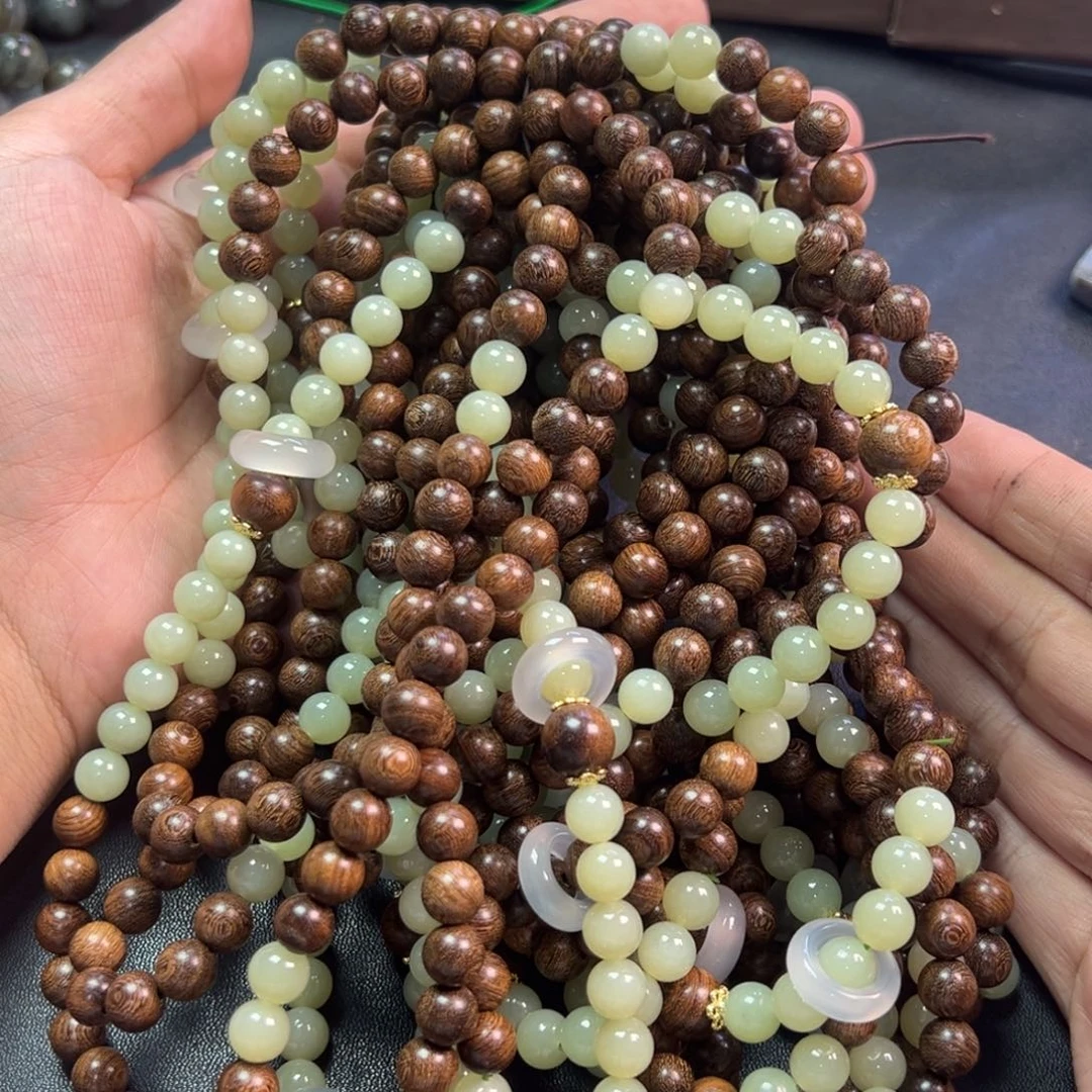 颈饰未镶嵌和田玉多样性拍一发一新疆和田玉➕老山檀卡8