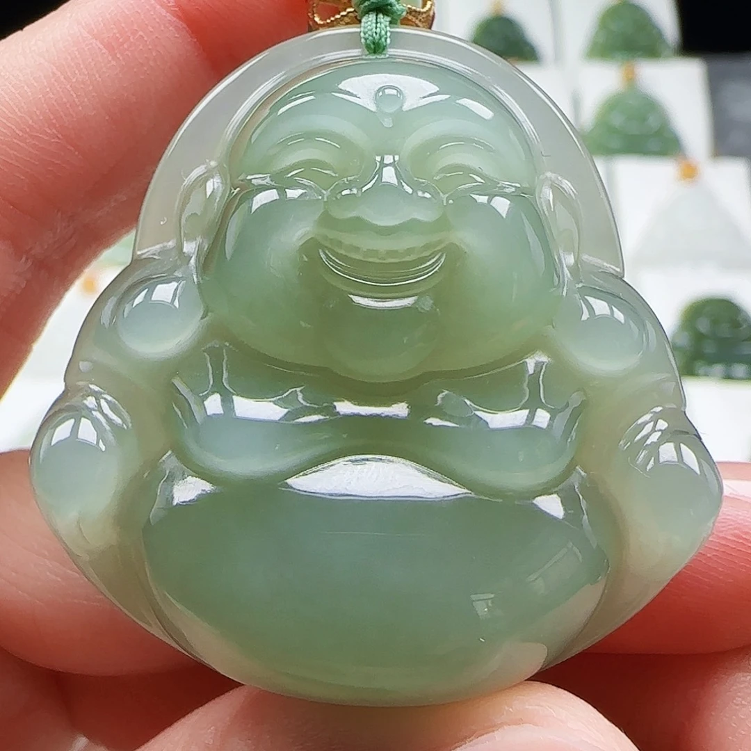 和田玉18K金镶嵌吊坠(赠链)